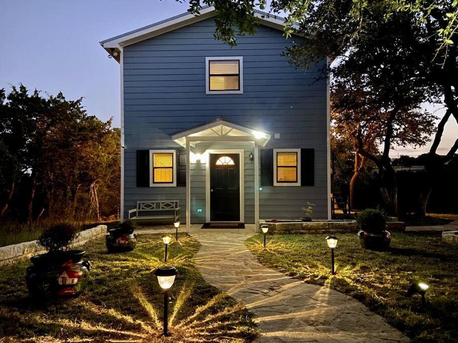 Serene Shores On Medina Lake Bandera Exterior photo